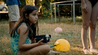 ‘Blue Heron’ Review: Sophy Romvari’s Astonishing Feature Debut Is a Riveting Reflection on Memory and Regret