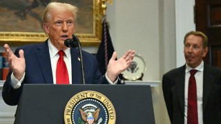 Trump Approves TikTok Deal in Executive Order With App Valued at $14 Billion